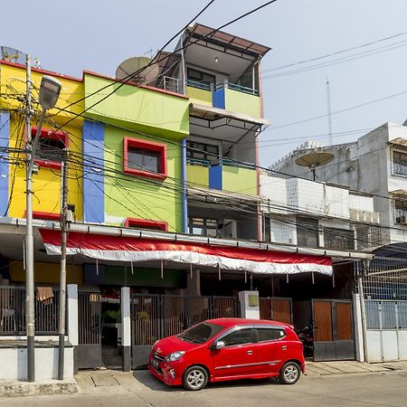 Reddoorz near Gajah Mada Plaza 2 Hotel Jakarta Bagian luar foto